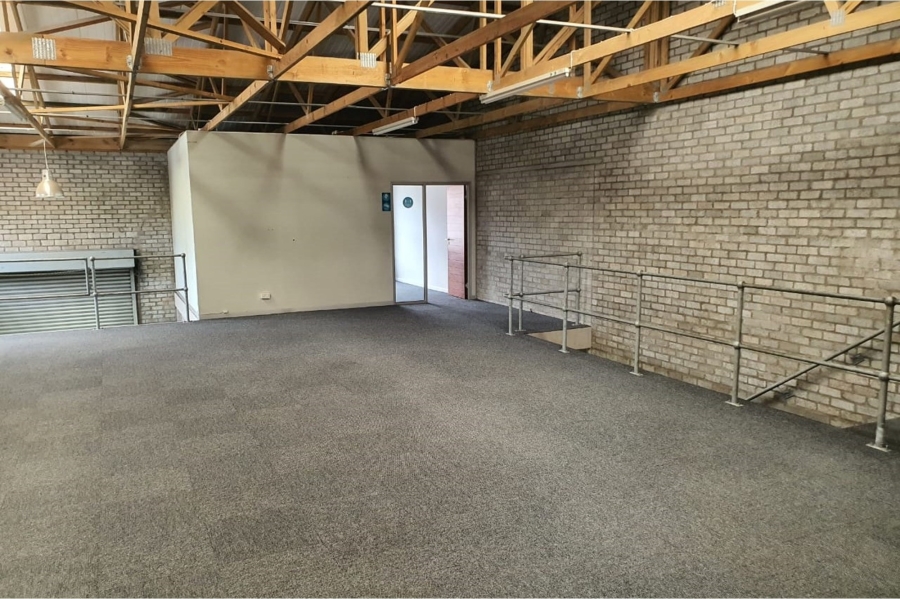 To Let commercial Property for Rent in Newton Park Eastern Cape